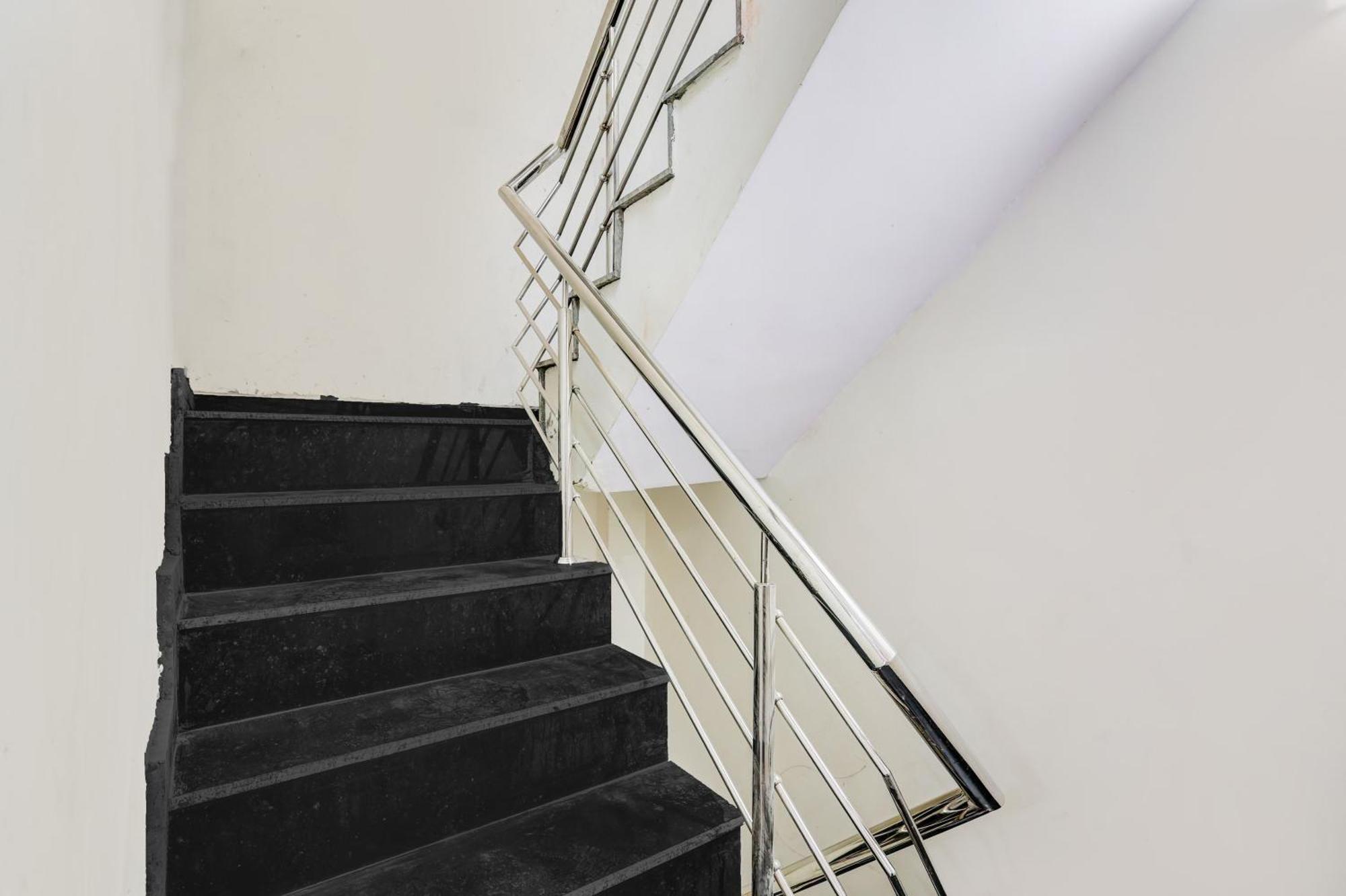 Hotel O Govind Residency 뉴델리 외부 사진